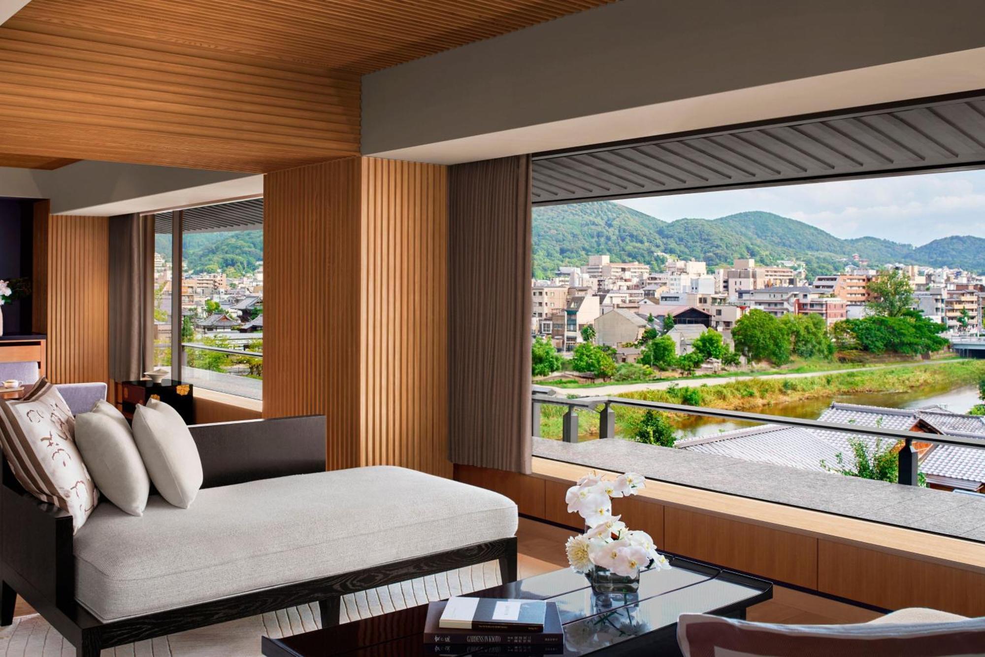 The Ritz-Carlton Kyoto Hotel Exterior photo